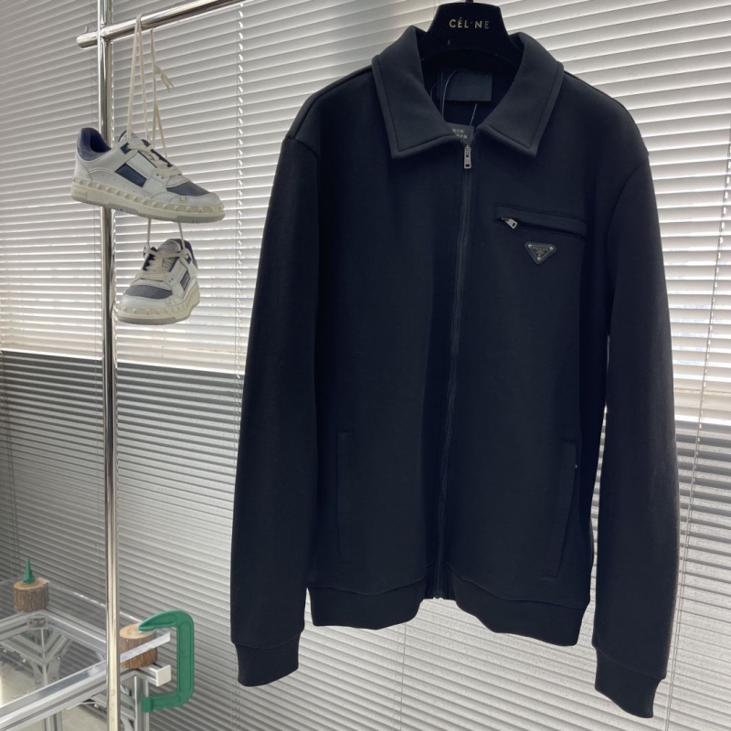 Pra*a outwear
